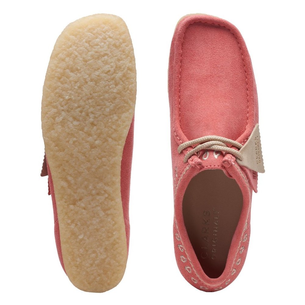 Clarks Wallabee pink embroidery - Picture 2 of 8
